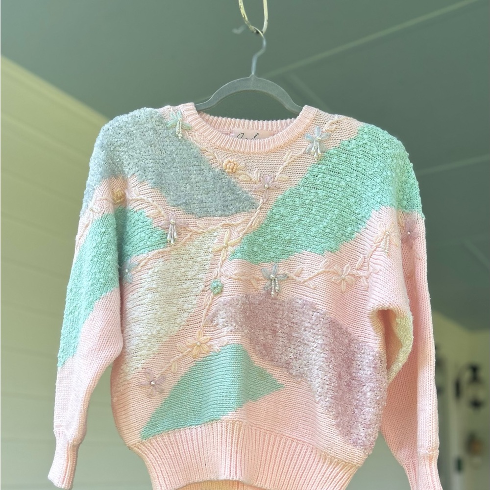 Vintage 1980s Jaclyn Smith Beaded Pink/Turquoise Sweater
